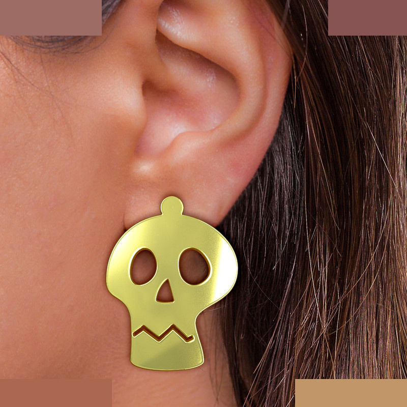 گوشواره طلا 18 عیار زنانه مدوپد مدل جمجمه کد GA1-15706 گوشواره طلا 18 عیار زنانه مدوپد مدل جمجمه کد GA1-15706