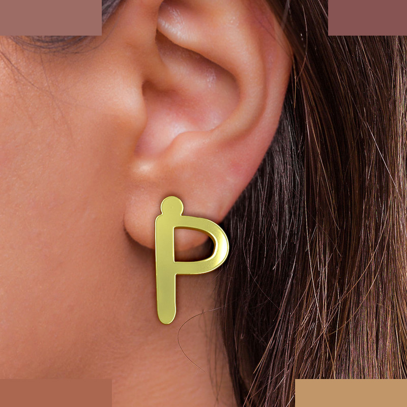 گوشواره طلا 18 عیار زنانه مدوپد مدل حرف P کد GA1-16796 گوشواره طلا 18 عیار زنانه مدوپد مدل حرف P کد GA1-16796