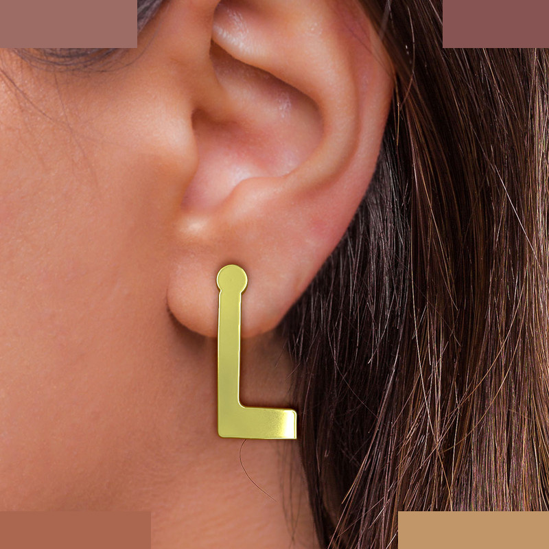 گوشواره طلا 18 عیار زنانه مدوپد مدل حرف L کد GA1-16846 گوشواره طلا 18 عیار زنانه مدوپد مدل حرف L کد GA1-16846