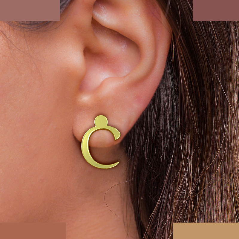 گوشواره طلا 18 عیار زنانه مدوپد مدل حرف C کد GA1-16915 گوشواره طلا 18 عیار زنانه مدوپد مدل حرف C کد GA1-16915