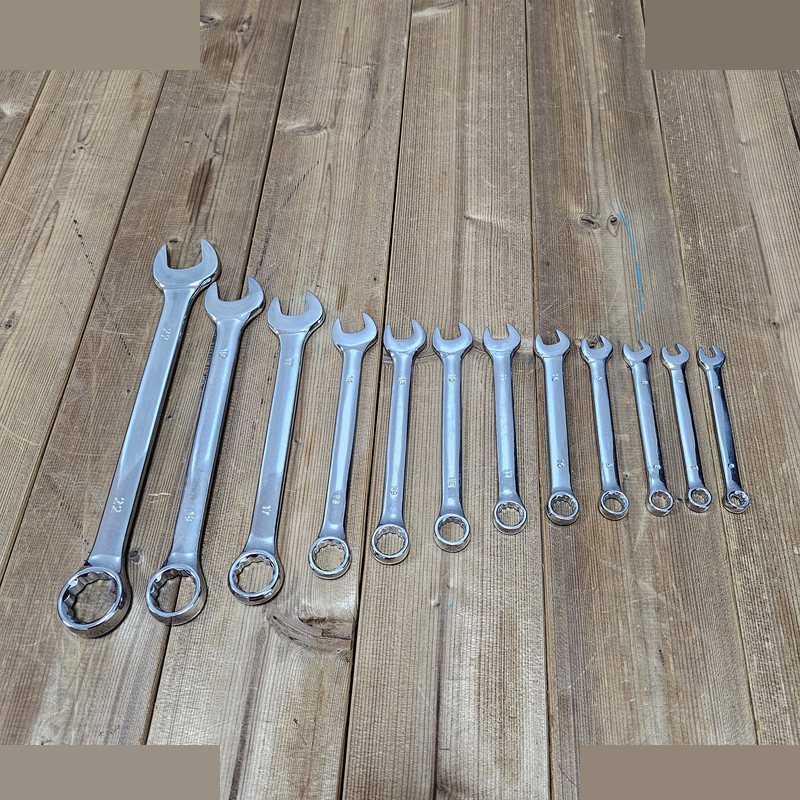 آچار یکسر تخت و یکسر رینگی باس مدل 12S مجموعه 12 عددی آچار یکسر تخت و یکسر رینگی باس مدل 12S مجموعه 12 عددی