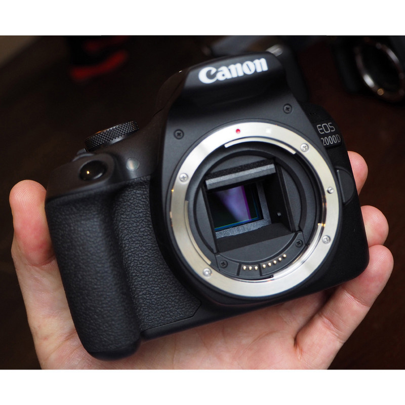 دوربین دیجیتال کانن مدل EOS 2000D به همراه لنز 50 میلی متر STM 1.8