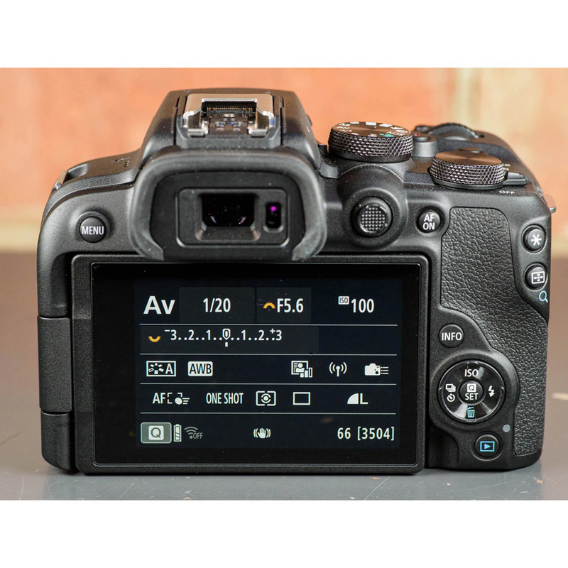 دوربین دیجیتال بدون آینه کانن مدل EOS R10 با لنز ۱۸ - ۱۵۰ میلیمتر f/3.5 - f/6.3