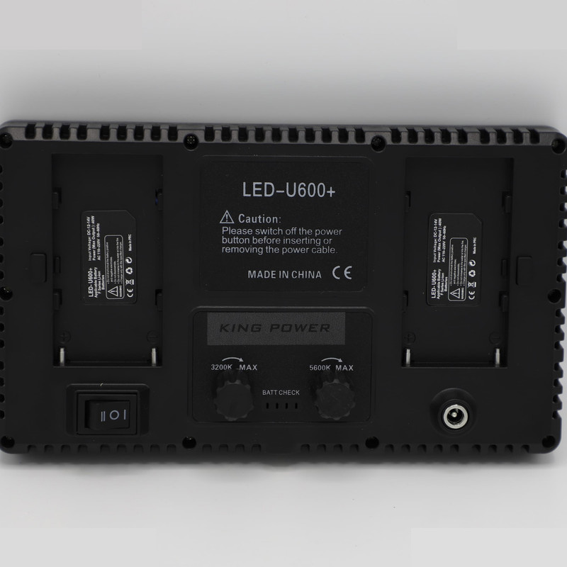 نور ثابت ال ای دی کینگ پاور مدل Pro 600