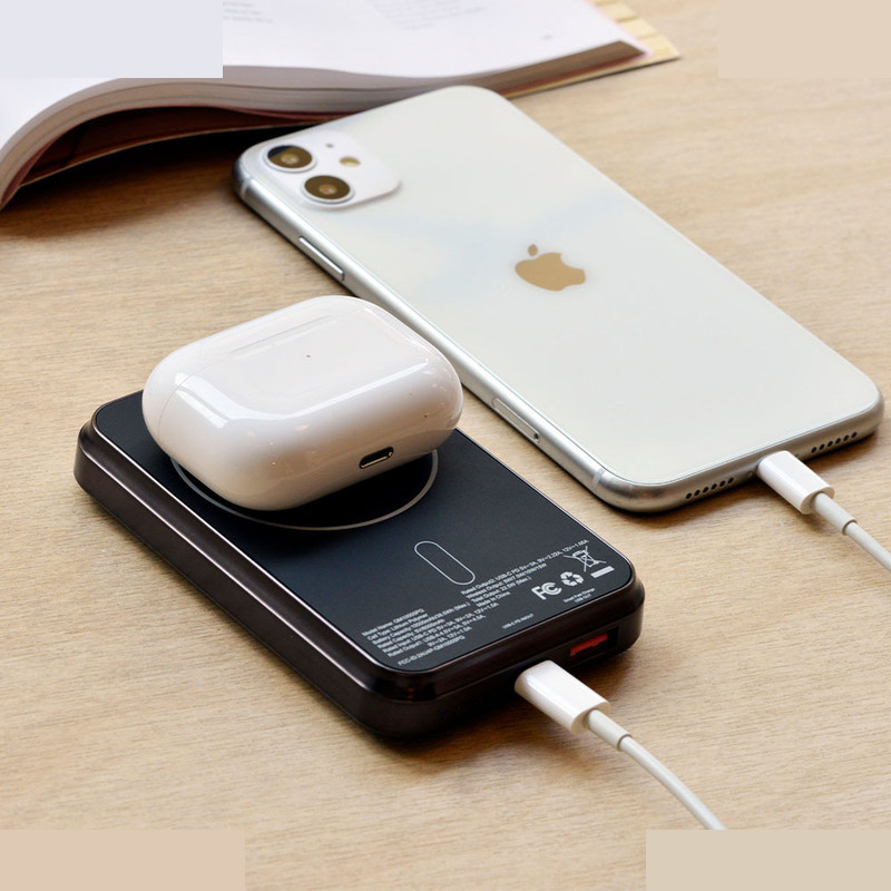 پاوربانک بیسیم 22.5 وات انرجایزر مدل QM10005PQ ظرفیت 10000 میلی آمپرساعت پاوربانک بیسیم 22.5 وات انرجایزر مدل QM10005PQ ظرفیت 10000 میلی آمپرساعت