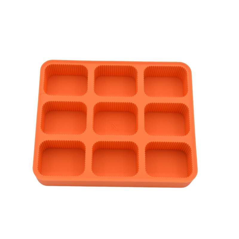 قالب یخ نسپرسو مدل پنتون آیس تِرِی لیمیتد ادیتشن