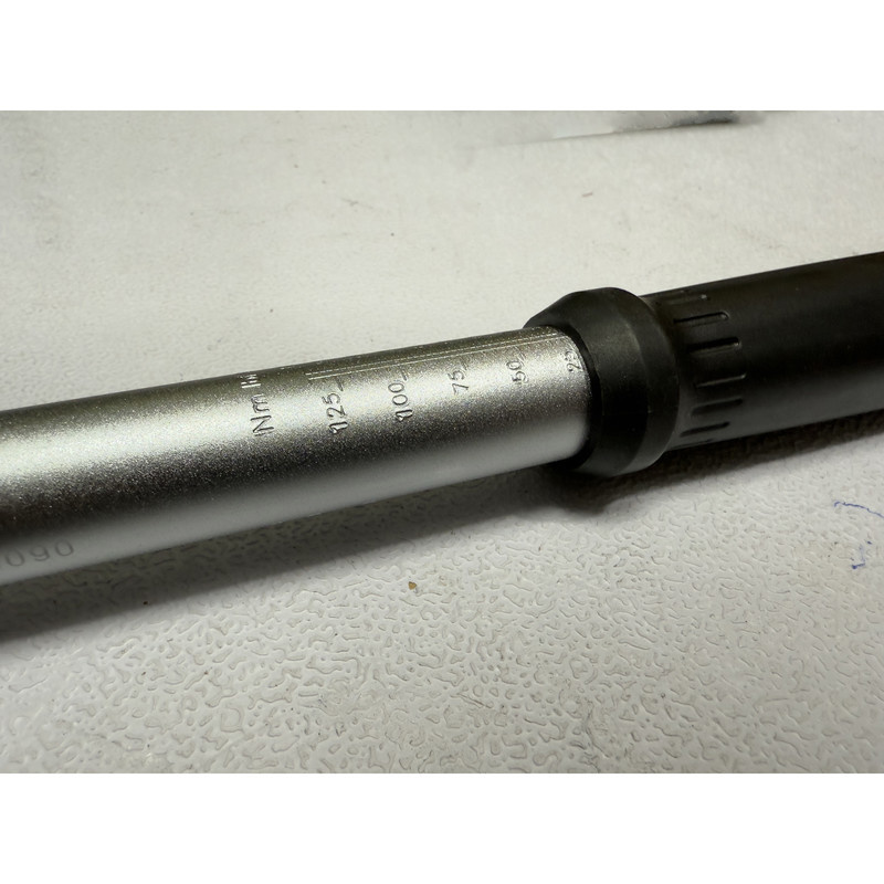 آچار ترکمتر تاپکس مدل SMT-1/2-TW424-2S-TAIWAN سایز 1/2 میلی متر آچار ترکمتر تاپکس مدل SMT-1/2-TW424-2S-TAIWAN سایز 1/2 میلی متر