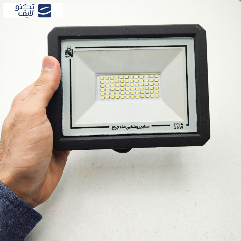 پروژکتور 30 وات شاهچراغ مدل ABAN IP66 پروژکتور 30 وات شاهچراغ مدل ABAN IP66