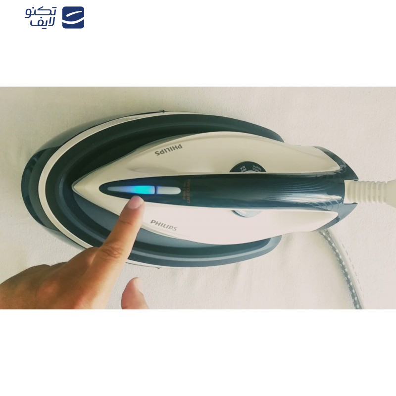 اتو مخزن دار فیلیپس مدل HI5918