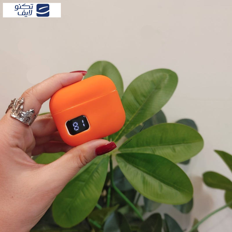 هدفون بلوتوثی آزرا مدل TWS53 با 5 عدد کاور سیلیکونی هدفون بلوتوثی آزرا مدل TWS53 با 5 عدد کاور سیلیکونی