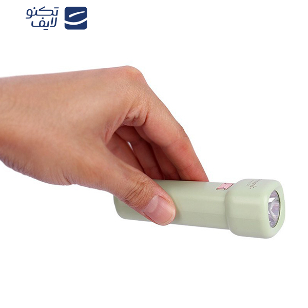چراغ قوه دستی پرمنس مدل مهتابی 3 حالته کد 8101 چراغ قوه دستی پرمنس مدل مهتابی 3 حالته کد 8101