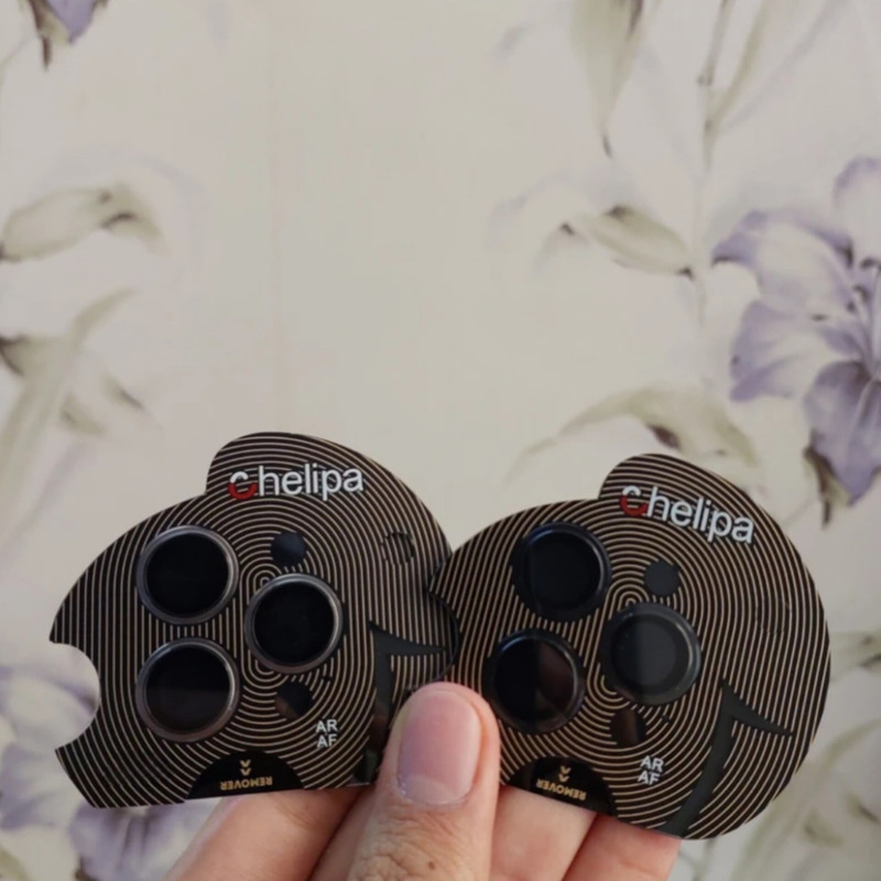 محافظ لنز دوربین شیشه ای اوجی مدل chelipa titanium مناسب برای گوشی موبایل اپل iPhone 15 Pro Max محافظ لنز دوربین شیشه ای اوجی مدل chelipa titanium مناسب برای گوشی موبایل اپل iPhone 15 Pro Max