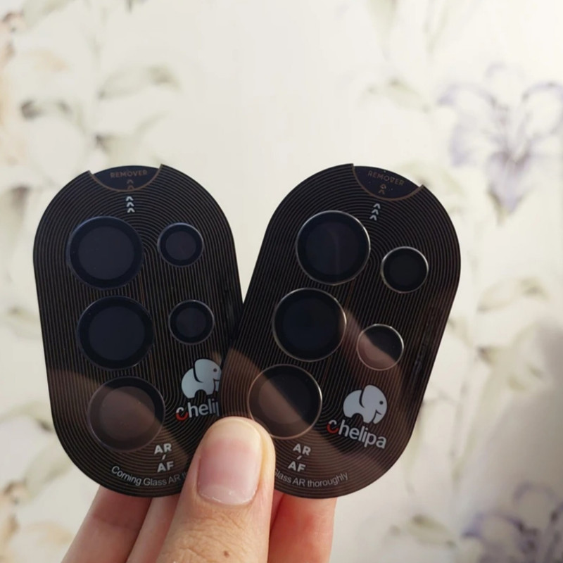 محافظ لنز دوربین شیشه ای اوجی مدل chelipa titanium مناسب برای گوشی موبایل سامسونگ Galaxy S25 Ultra محافظ لنز دوربین شیشه ای اوجی مدل chelipa titanium مناسب برای گوشی موبایل سامسونگ Galaxy S25 Ultra