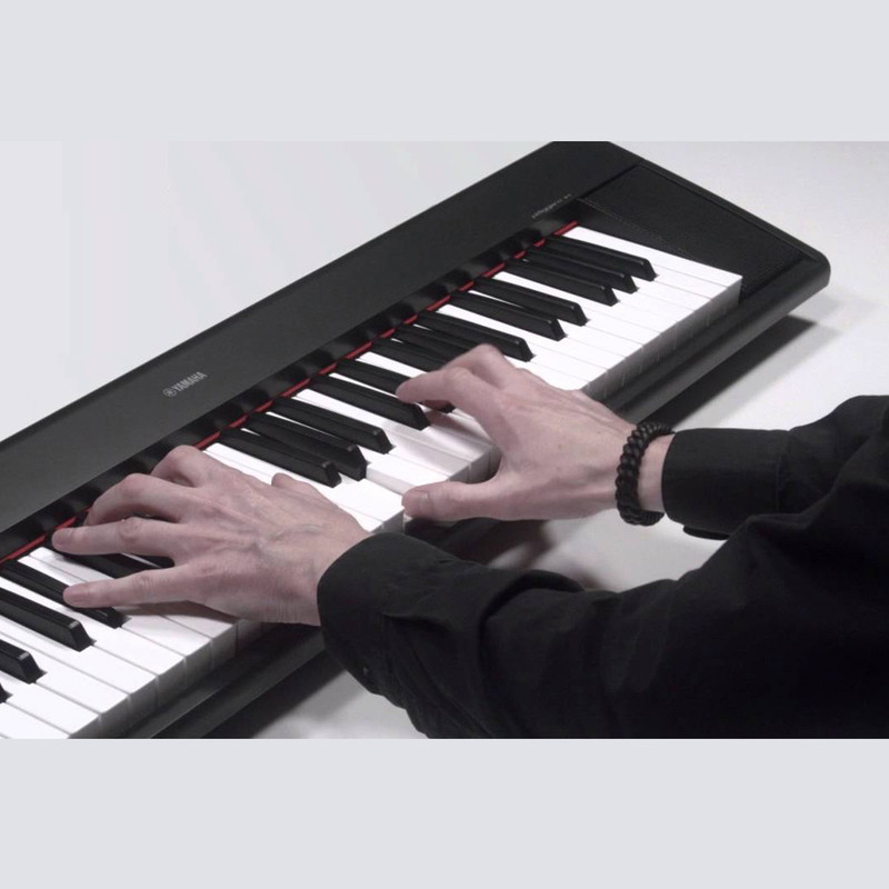 پیانو یاماها مدل NP-12