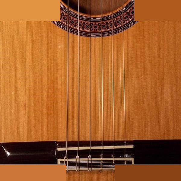 گیتار کلاسیک آلمانزا مدل 403 Cedro