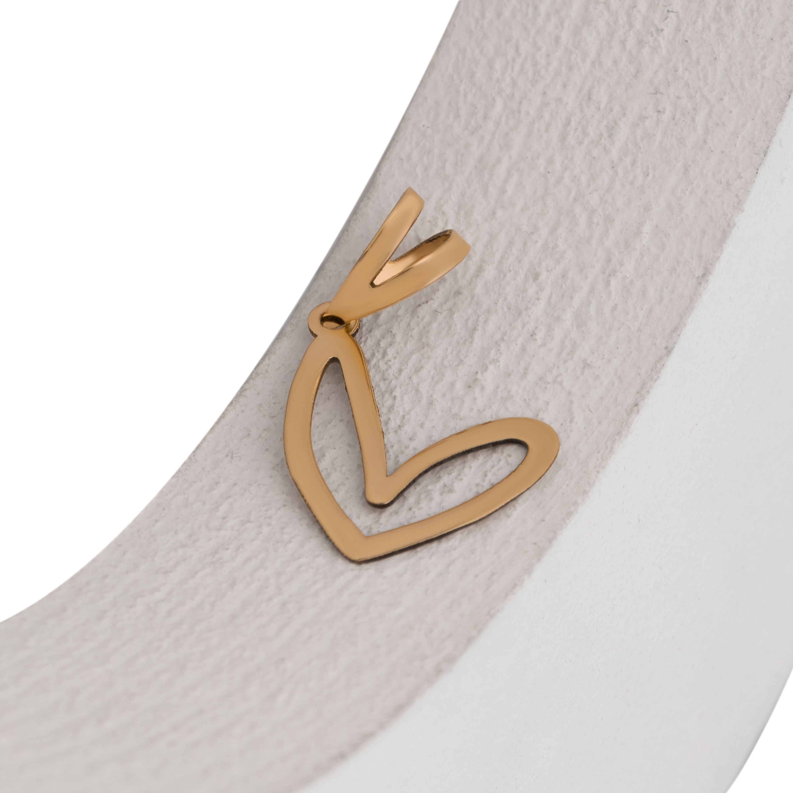 پلاک طلا 18 عیار طرح قلب فرماتیک پلاک طلا 18 عیار طرح قلب فرماتیک