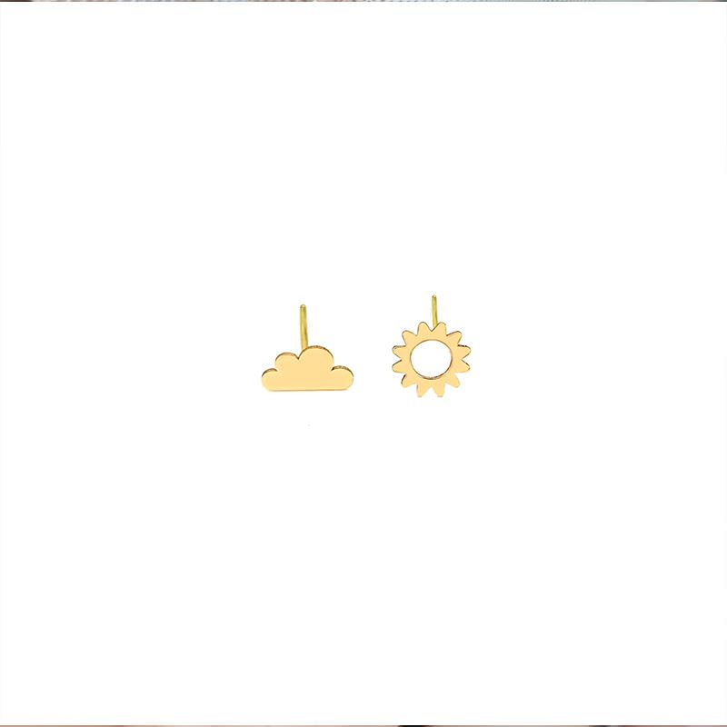 گوشواره میخی طلا 18عیار طرح خورشید و ابر