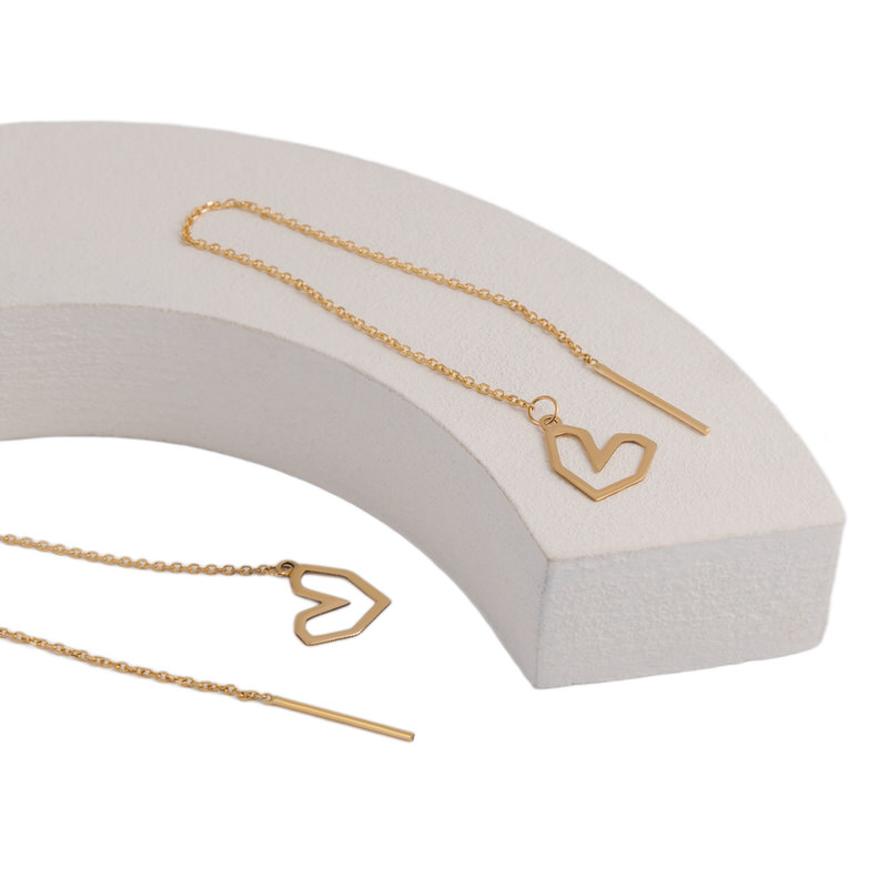 گوشواره بخیه ای طلا 18 عیار طرح قلب جذاب