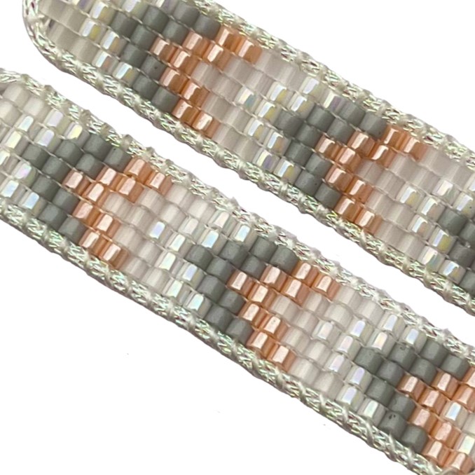 دستنبد طلا زنانه با پلاک طلا میوکی دیانا گالری کد06016 دستنبد طلا زنانه با پلاک طلا میوکی دیانا گالری کد06016