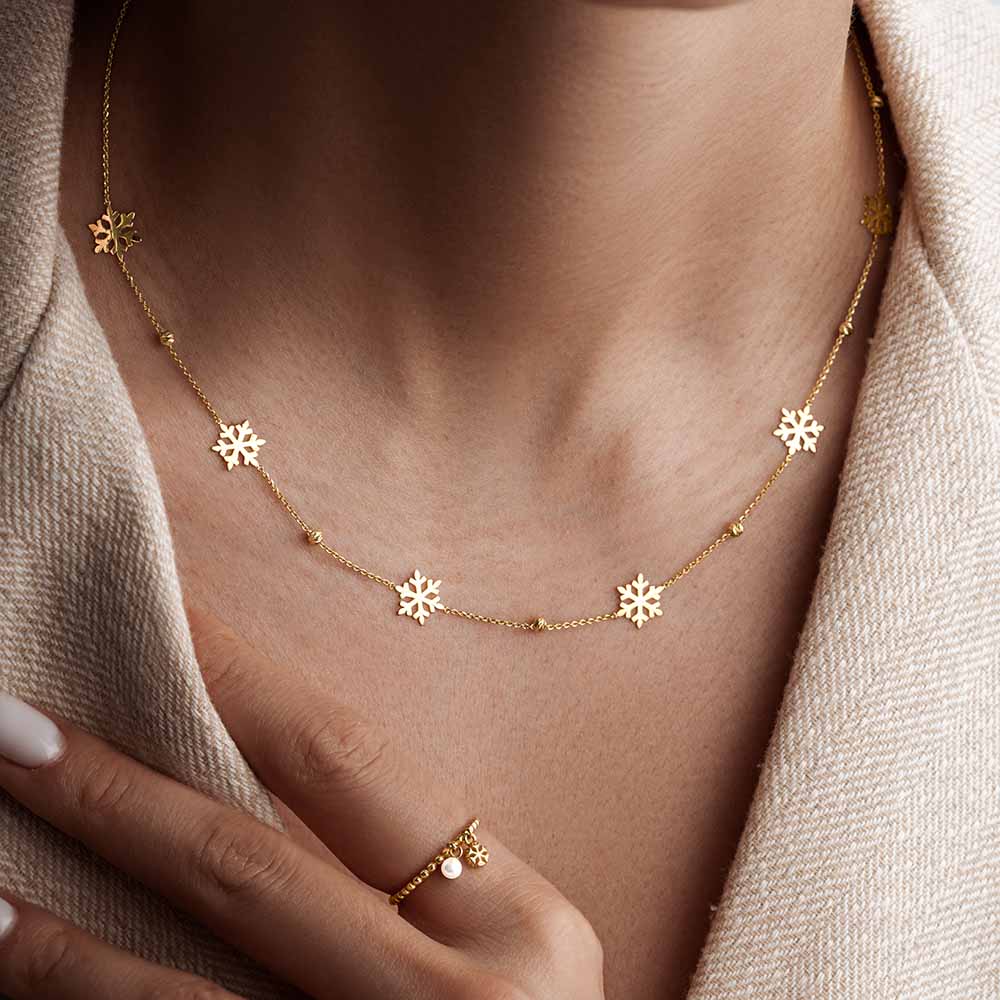 گردنبند گوله برف کریسمسی طلا 18 عیار گردنبند گوله برف کریسمسی طلا 18 عیار