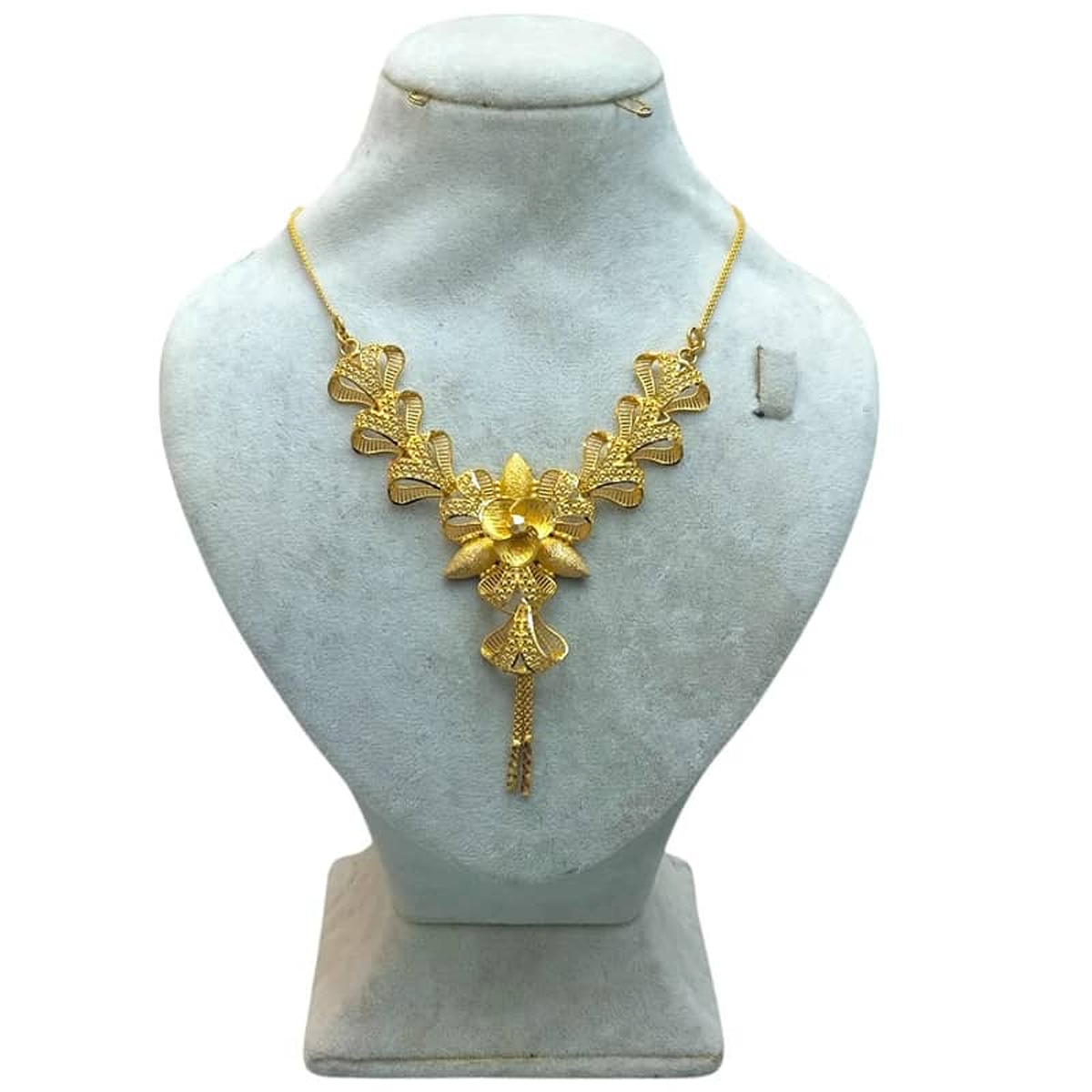 گردنبند طلا زنانه طرح بحرینی شریف زاده