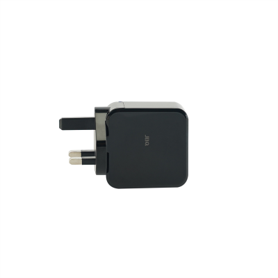 شارژر دیواری جی بی کیو مدل HC-12F2 توان 30 وات