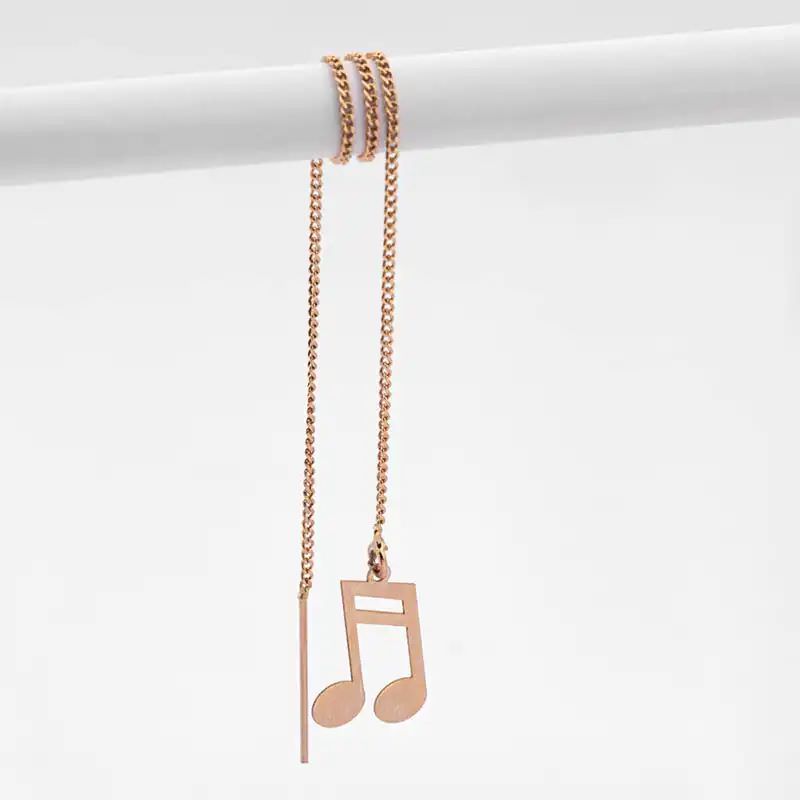 گوشواره طلا 18 عیار زنانه قو طلایی طرح بخیه ای نت یک جفت با زنجیر فلامینگو