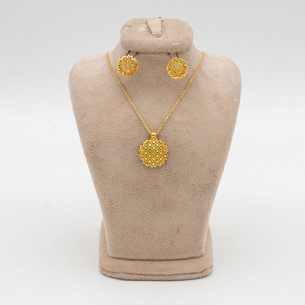 نیم ست طلا 18 عیار گالری طلا عرفان  مدل ایشا کد 2435