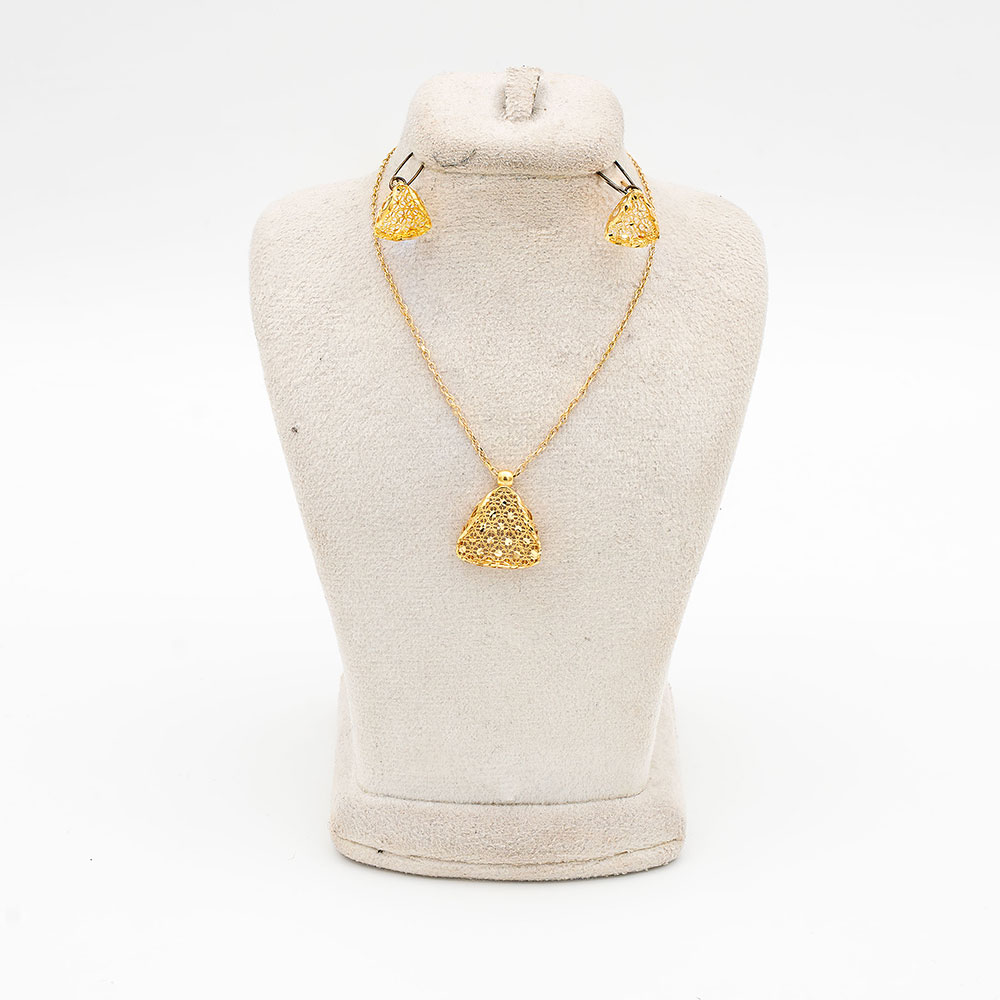 نیم ست طلا 18 عیار گالری طلا عرفان  مدل ایشا کد 2427