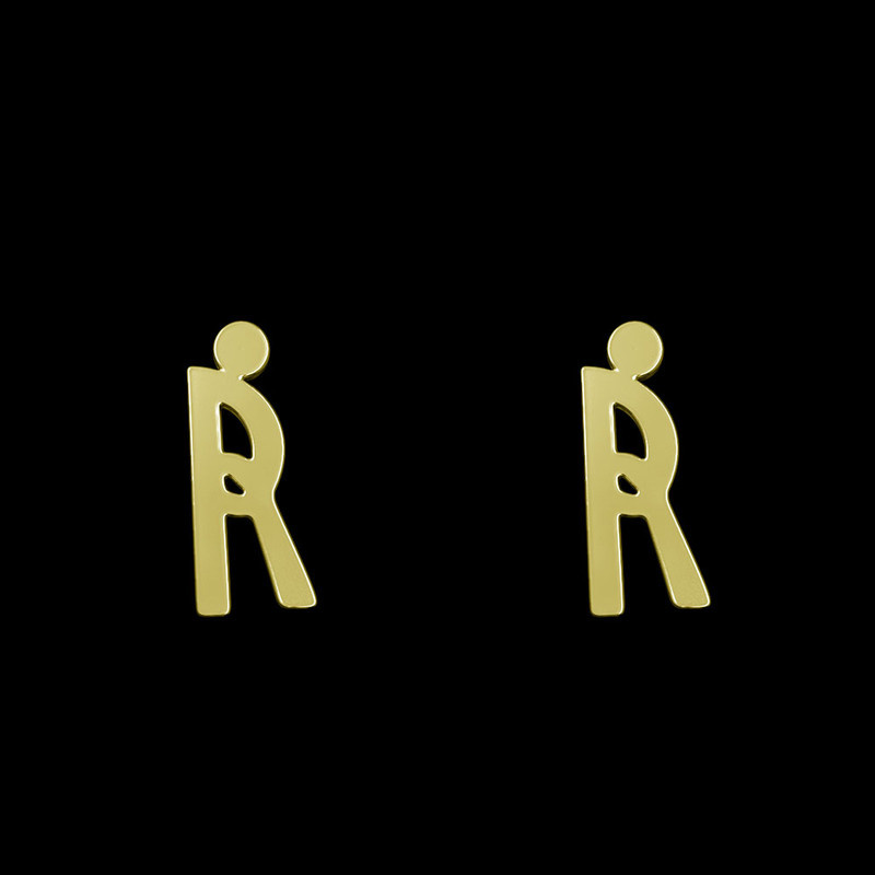 گوشواره طلا 18 عیار زنانه مدوپد مدل حرف R کد GA1-16750