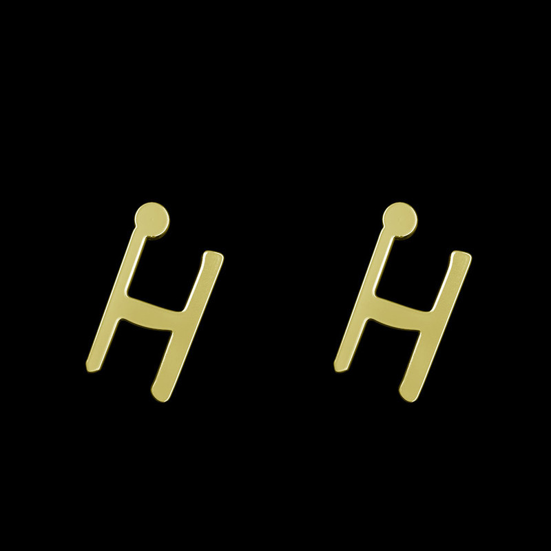 گوشواره طلا 18 عیار زنانه مدوپد مدل حرف H کد GA1-16768