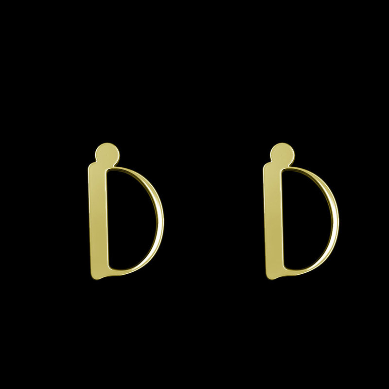 گوشواره طلا 18 عیار زنانه مدوپد مدل حرف D کد GA1-16784